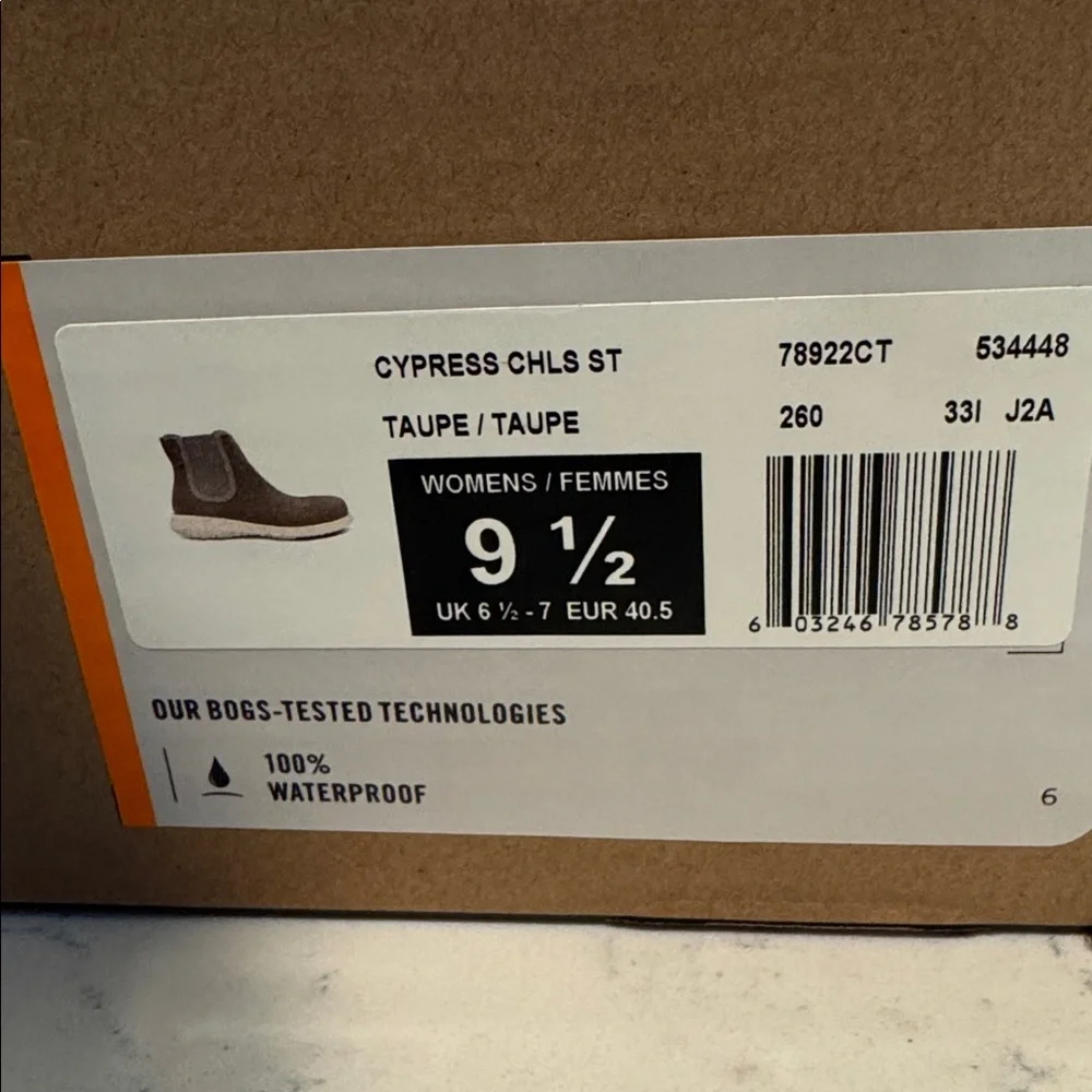 Bogs cypress Chelsea work boot waterproof comp toe women’s size 9.5 taupe brown